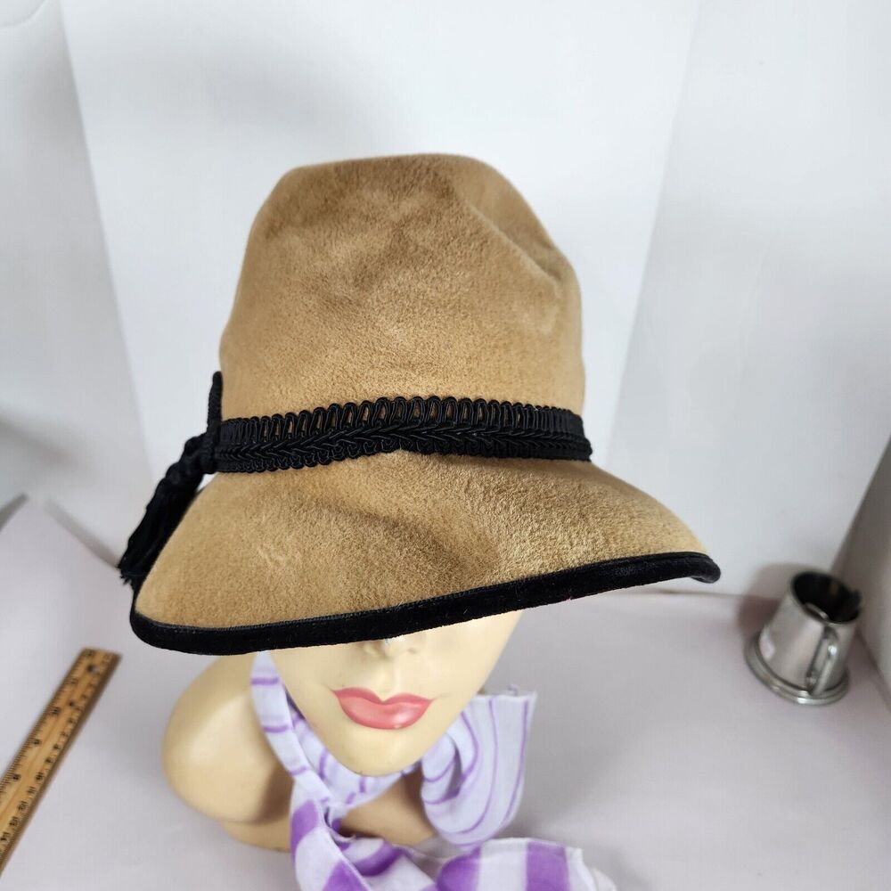 Eric Javits Tan and Black Hat - Picture 4 of 7